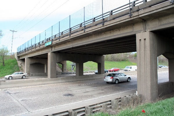 Prestressed-concrete I-beams were popular for use on the new Interstate Highway System (HAER MN-121).  (Image courtesy of Mead & Hunt, Inc.)