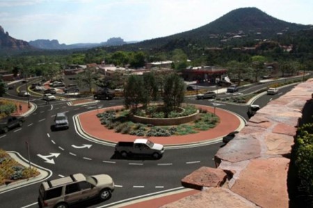 photo of an Arizona roundabout