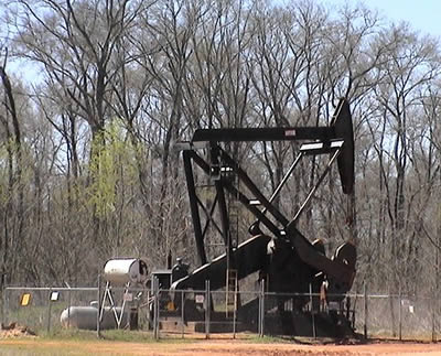 photo of oil pump